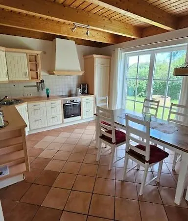 Haus Zwischen Den Straenden Damlos